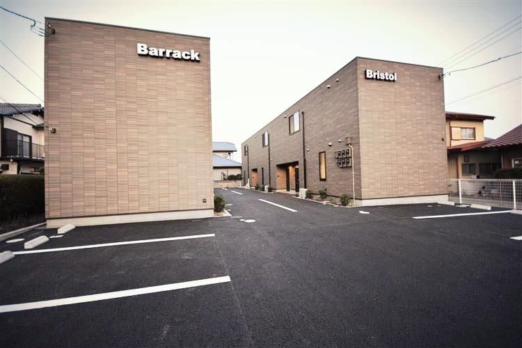 Barrack �O�ώʐ^