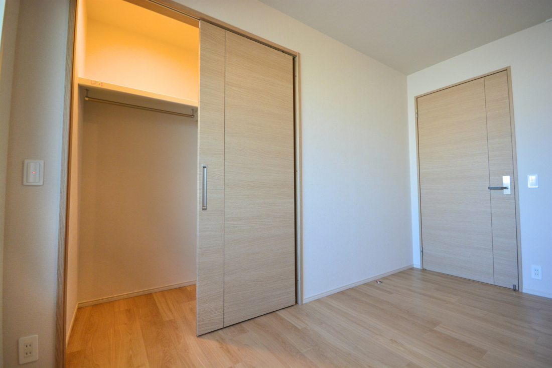 ���[ �Q���V������܂��B�E�H�[�N�C���N���[�[�b�g���[����܂��B