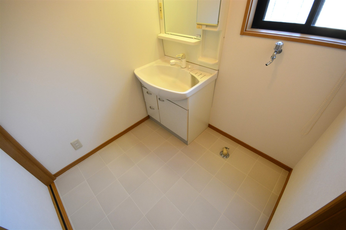 ���ʑ�E���ʏ� �L�X���ʏ��B